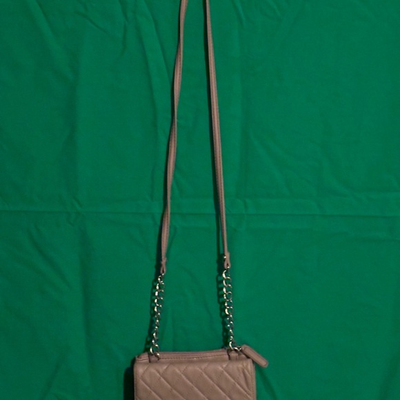 Handbags - Elegant Tan Quilted Crossbody Bag